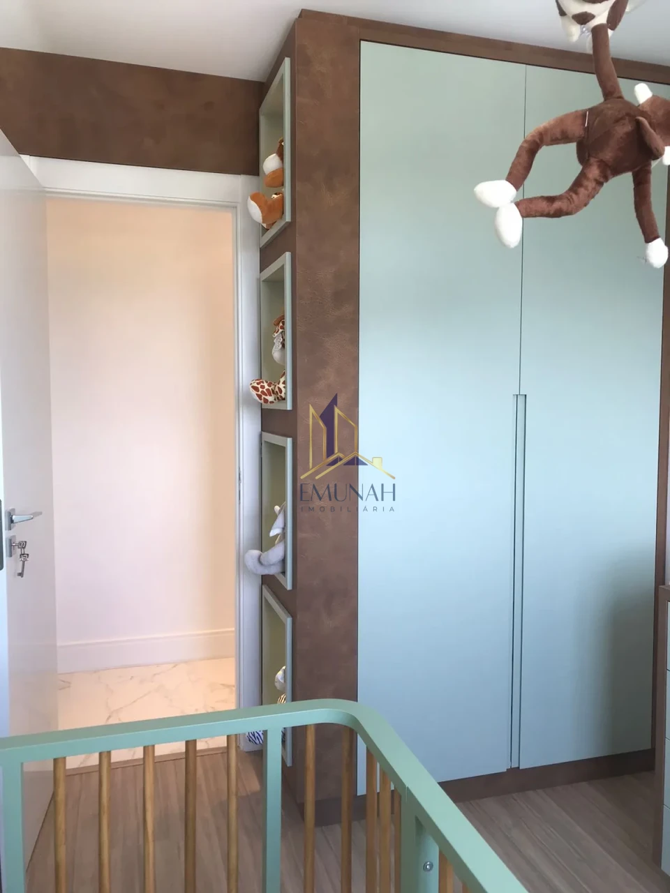 APARTAMENTO Á VENDA TODO MOBILIADO EM LONDRINA