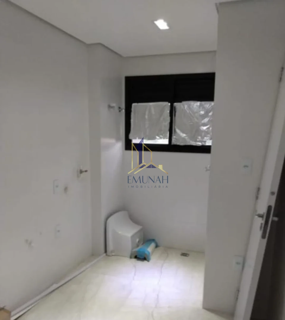 APARTAMENTO Á VENDA NO TORRE LUGANO