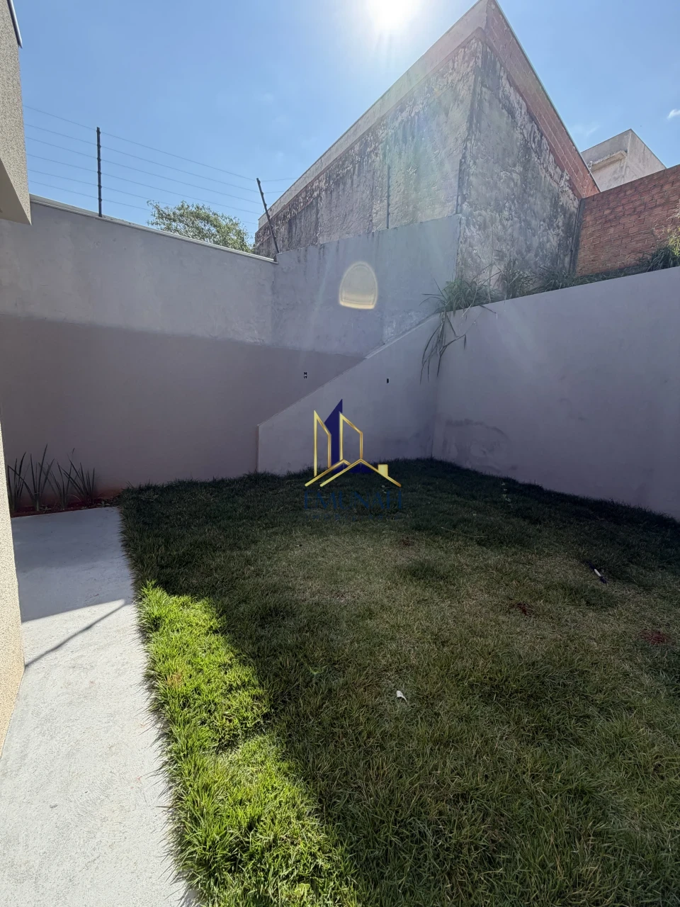 Imagens do imóveis CASA GEMINADA A VENDA NO COLUMBIA