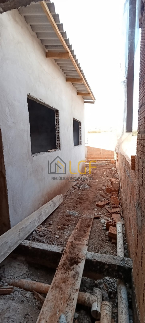 Imagens do imóveis CASA GEMINADA