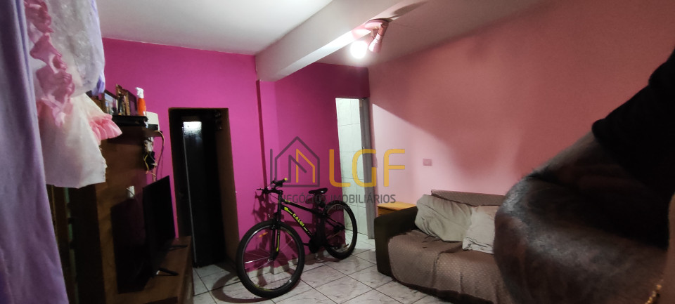 Imagens do imóveis CASA ASOBRADADA