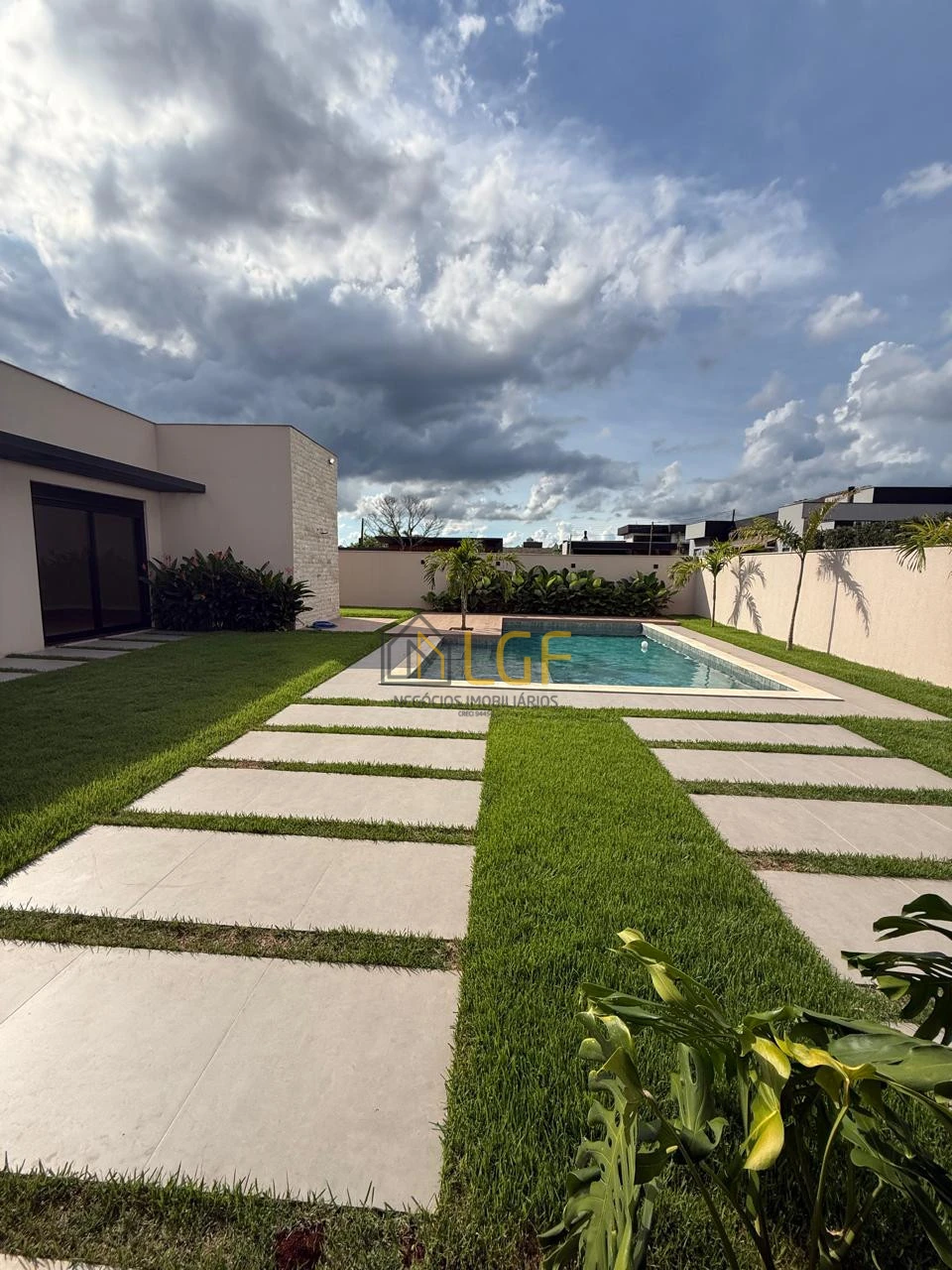 Imagens do imóveis Casa Em Condomínio À Venda Condominio Villagio Do Engenho Cambé