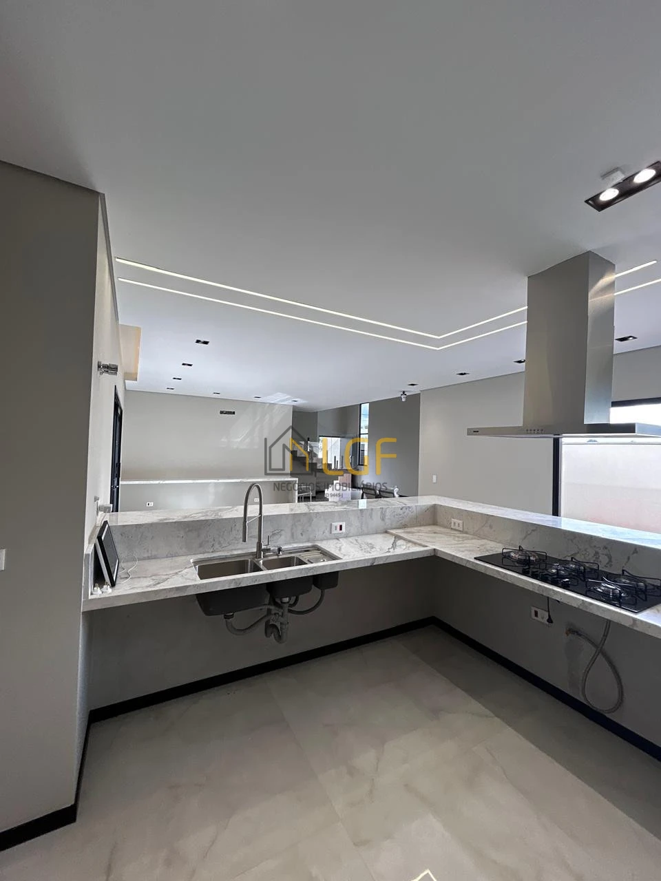 Imagens do imóveis Casa Em Condomínio À Venda Condiminio Bellevie Cambé