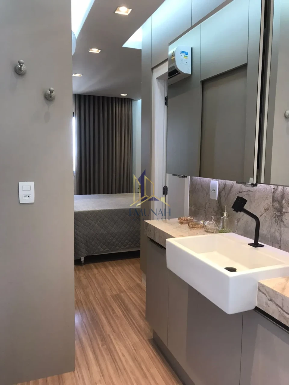 APARTAMENTO Á VENDA TODO MOBILIADO EM LONDRINA