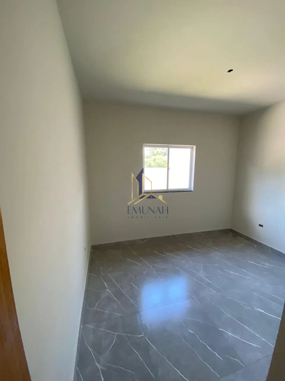 Imagens do imóveis CASA GEMINADA