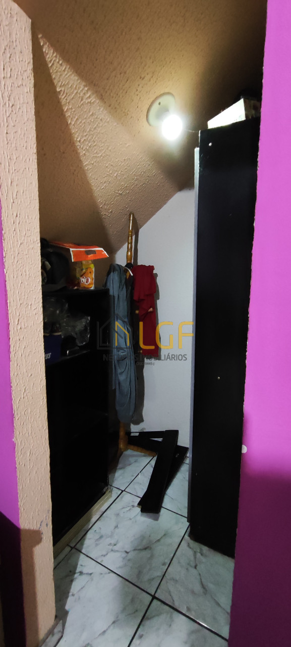 Imagens do imóveis CASA ASOBRADADA