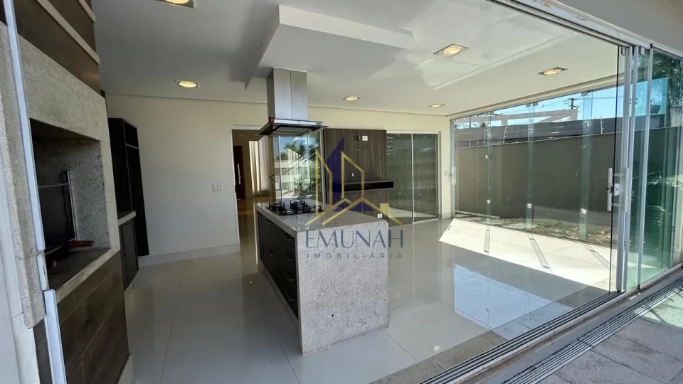 CONDOMINIO ROYAL FOREST