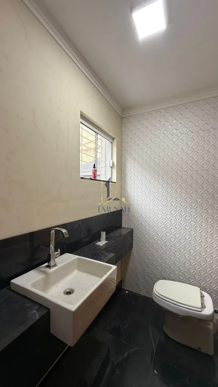 CASA Á VENDA NO JARDIM VILA RICA