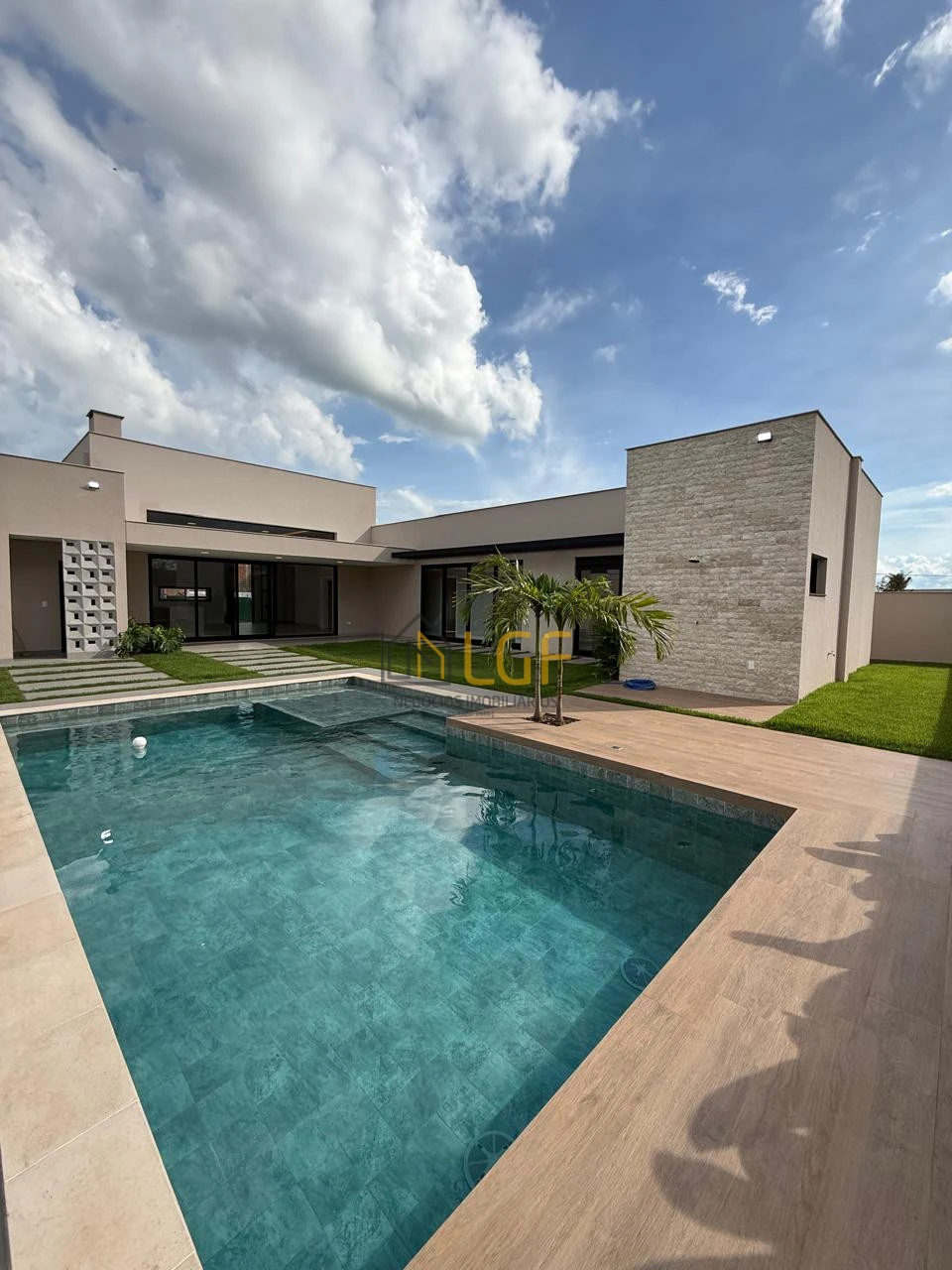 Imagens do imóveis Casa Em Condomínio À Venda Condominio Villagio Do Engenho Cambé