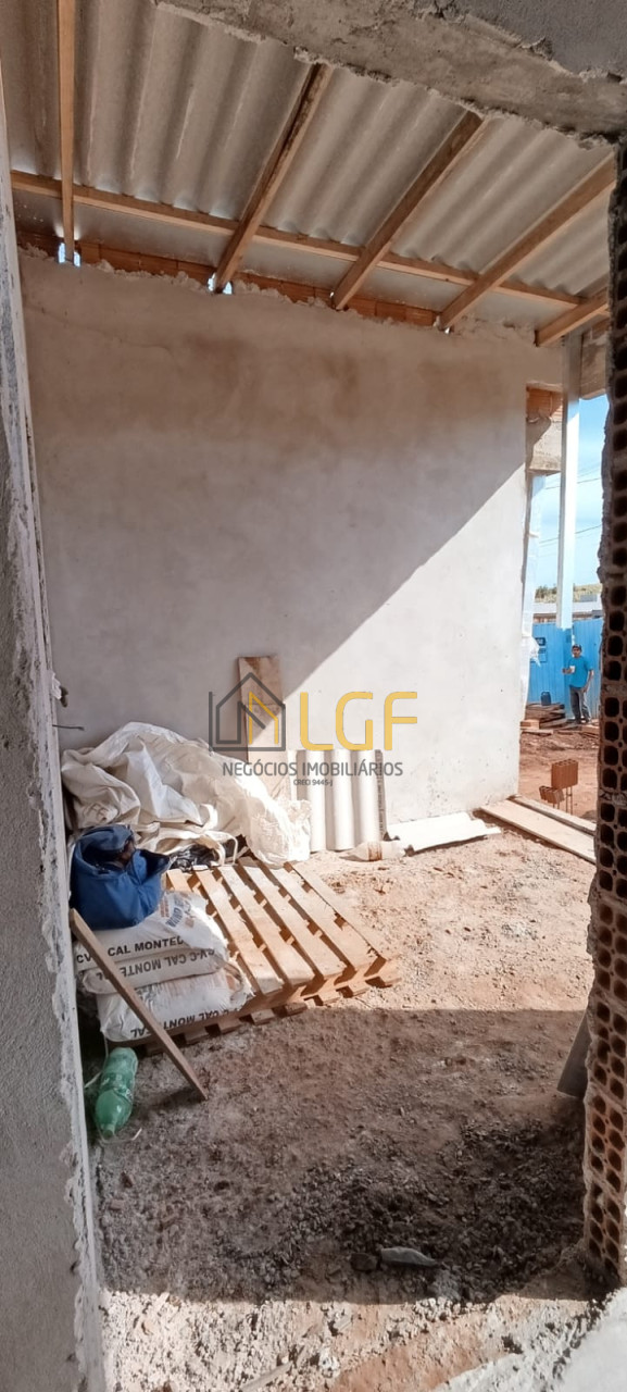 Imagens do imóveis CASA GEMINADA