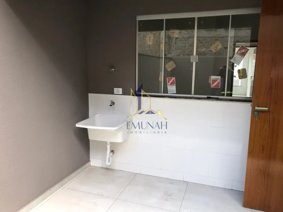 CASA Á VENDA  NO JARDIM DO CAFÉ II