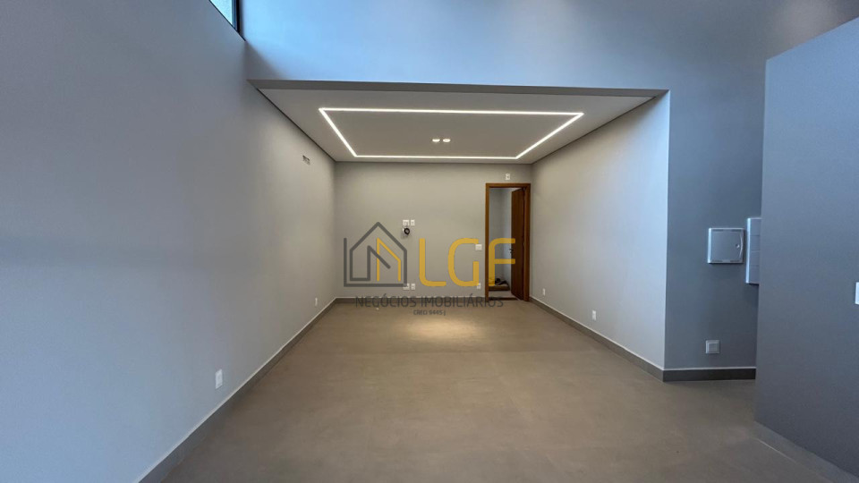 Imagens do imóveis CASA CONDOMINIO ALPHAVILLE 2