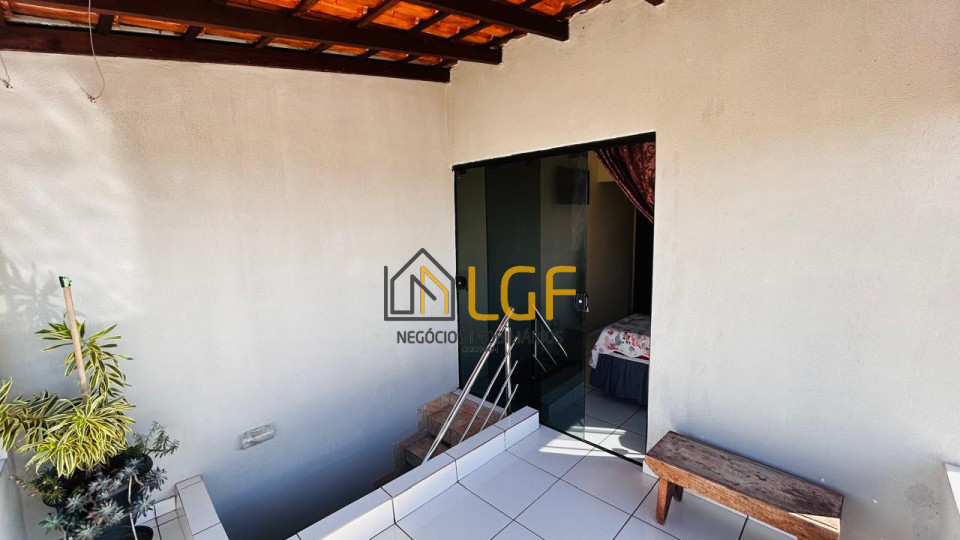 Imagens do imóveis CASA SOBRADO