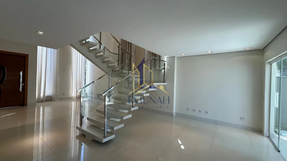 CONDOMINIO ROYAL FOREST