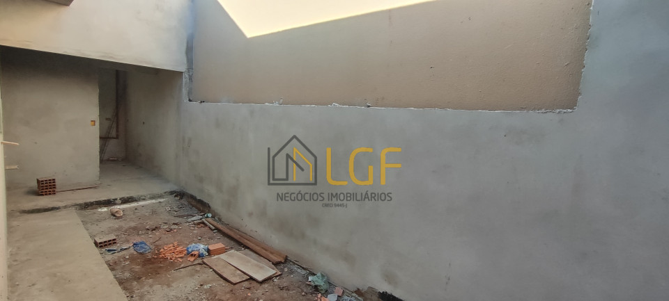 Imagens do imóveis CASA NO JD CIDADE VERDE