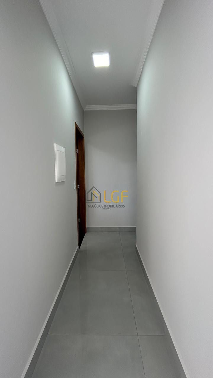 Imagens do imóveis CASA GEMINADA JARDIM BELA SUICA