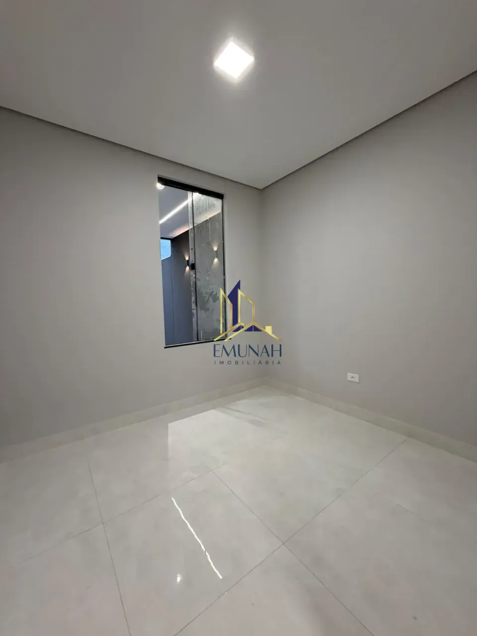 Imagens do imóveis CASA GEMINADA A VENDA - PARQUE RESIDENCIAL MANELLA - CAMBE - PR