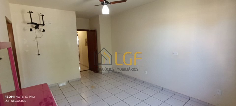 Imagens do imóveis CASA TERREA A VENDA