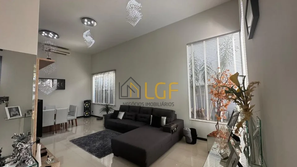 Imagens do imóveis CASA TERREA CONDOMINIO ROYAL FOREST