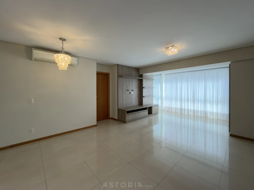 Imagens do imóveis POTY LAZZAROTTO PARA VENDA