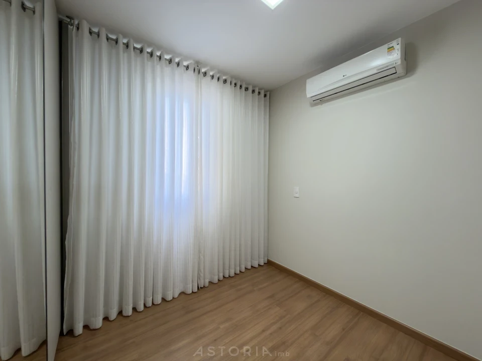 Imagens do imóveis POTY LAZZAROTTO PARA VENDA