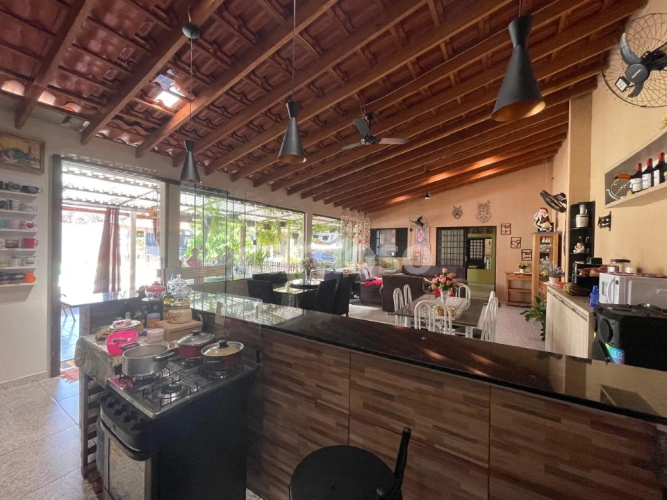 Imagens do imóveis VENDO ÁREA DE LAZER OU PARA MORADIA – RECANTO TIBAGI – IBIPORÃ – R$ 550.000,00