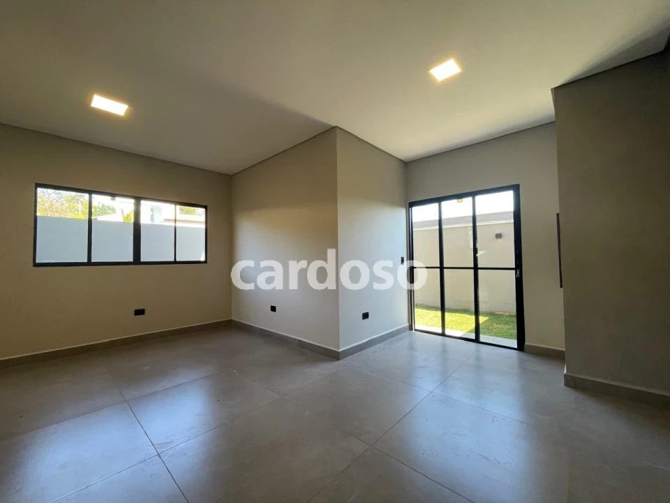 Imagens do imóveis SOBRADO NOVO COM SUÍTE A VENDA POR R$ 550.000,00 – PARQUE DO VALE – IBIPORÃ/PR