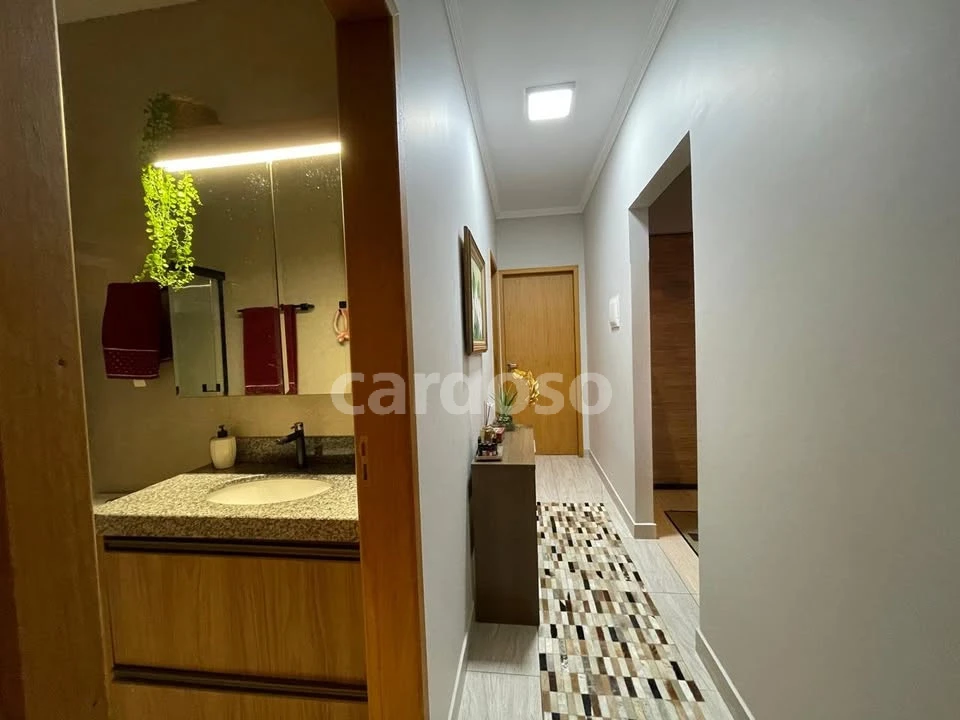 Casa com suíte à venda por R$ 775.000,00 - Recanto Coari - Ibiporã/PR