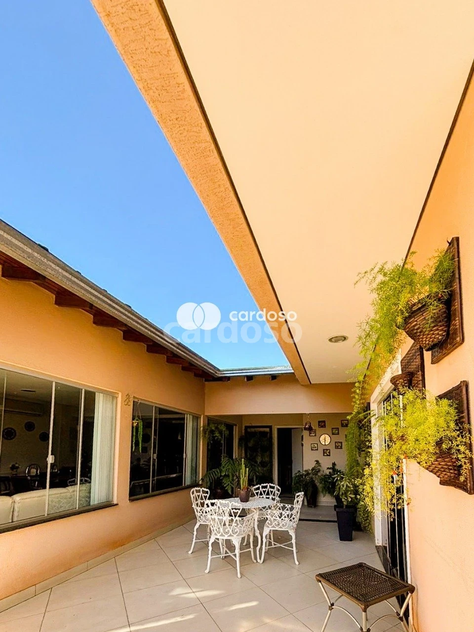 Imagens do imóveis Casa com 4 suítes à venda no Aspen Park por R$ 2.650.000,00 – Jardim Aeroporto – Londrina/PR