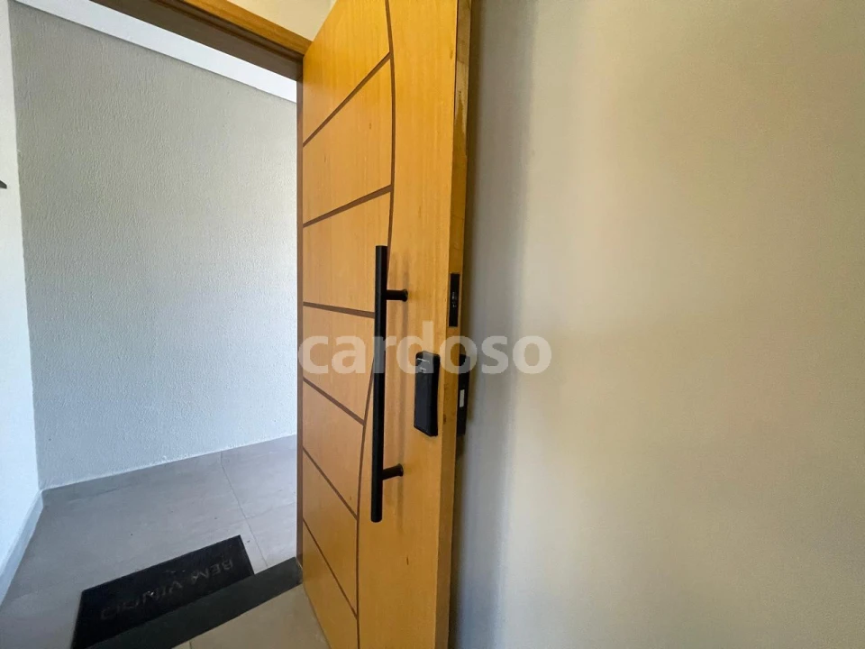 Imagens do imóveis SOBRADO NOVO COM SUÍTE A VENDA POR R$ 550.000,00 – PARQUE DO VALE – IBIPORÃ/PR