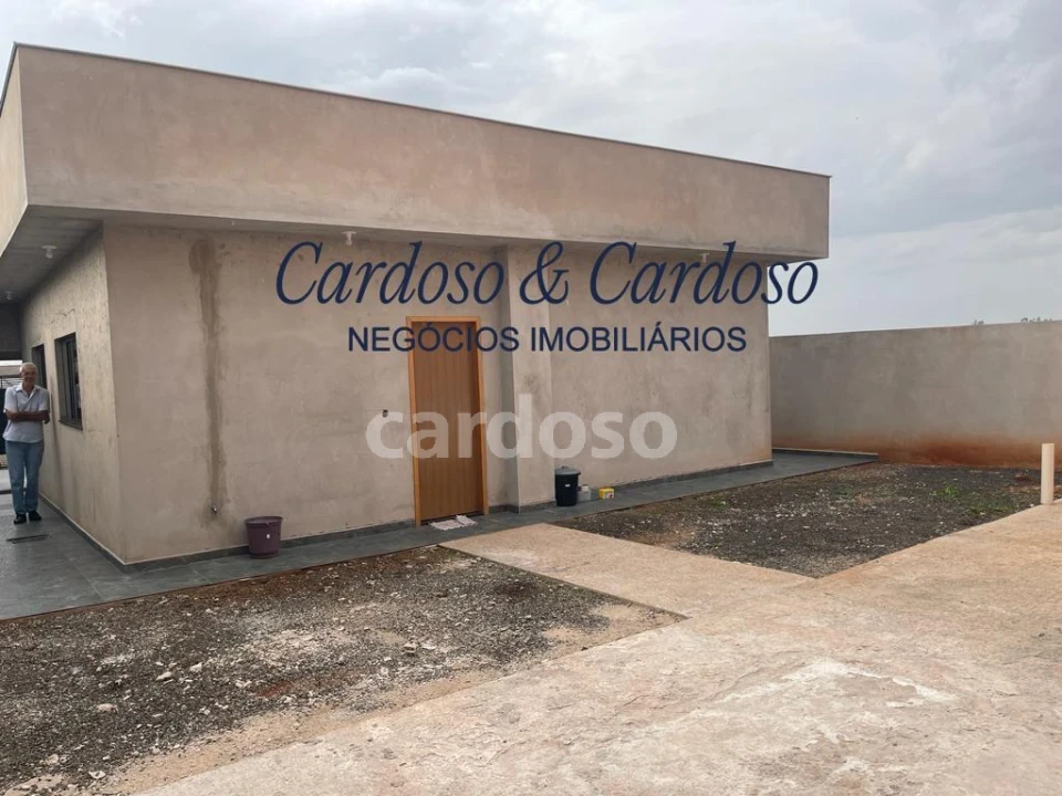CASA COM SUÍTE À VENDA POR R$ 450.000,00 | IBI ARAM | IBIPORÃ/PR