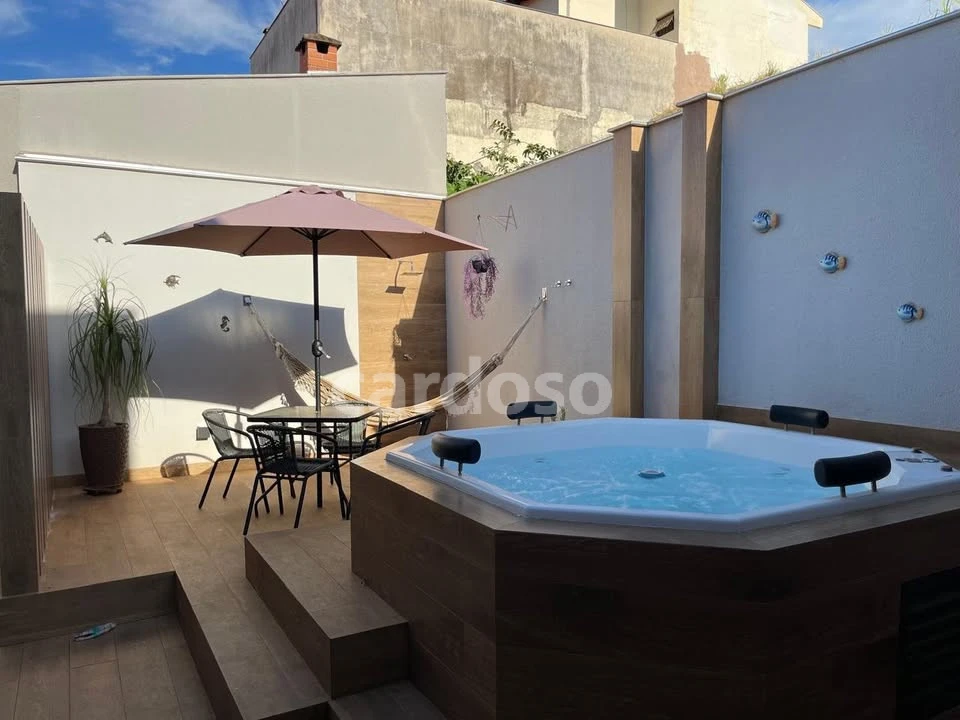 Casa com suíte à venda por R$ 775.000,00 - Recanto Coari - Ibiporã/PR