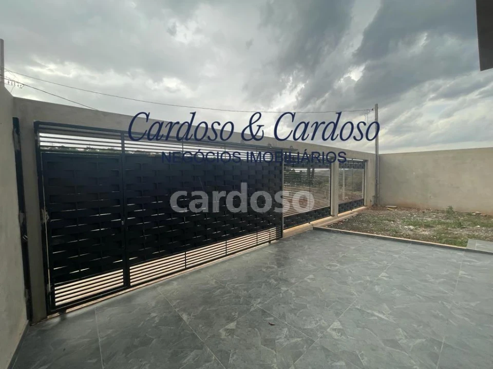 CASA COM SUÍTE À VENDA POR R$ 450.000,00 | IBI ARAM | IBIPORÃ/PR