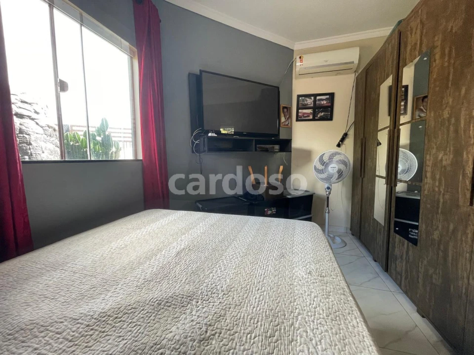 Imagens do imóveis VENDO – TROCO - CASA NO JD CINQUENTENARIO – IBIPORÃ – R$ 410.000,00