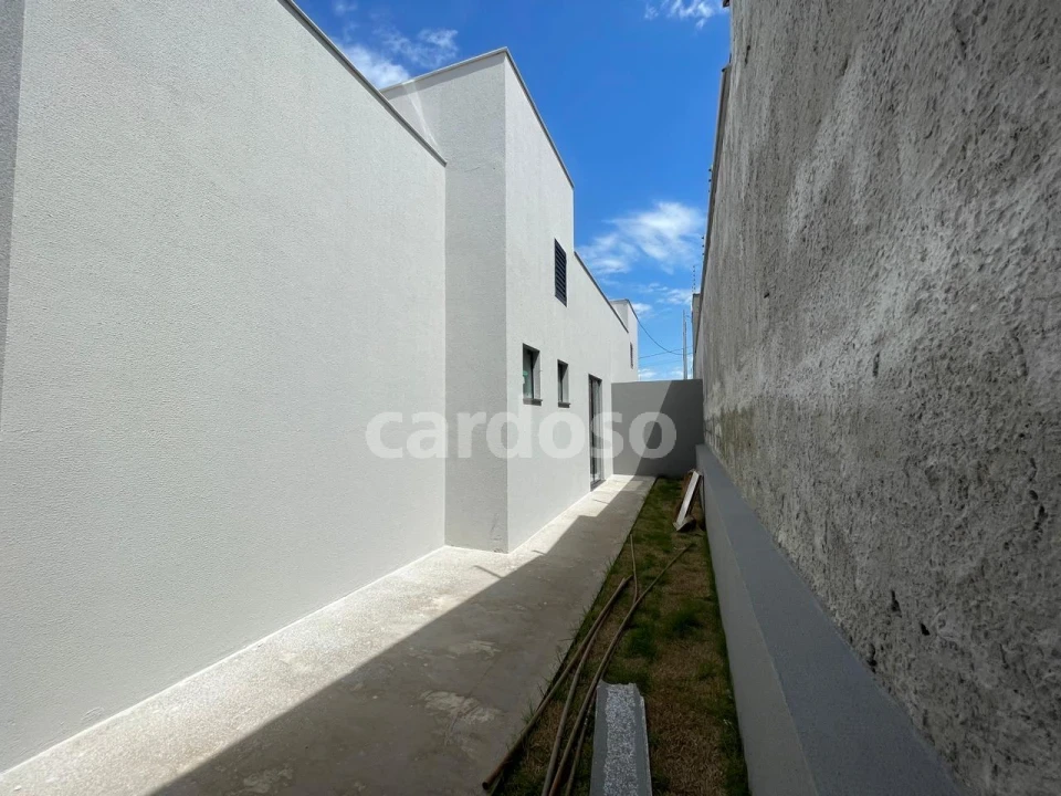 CASA COM SUÍTE À VENDA POR R$ 275.000,00 | RESIDENCIAL PARQUE GUARÁ | IBIPORÃ/PR