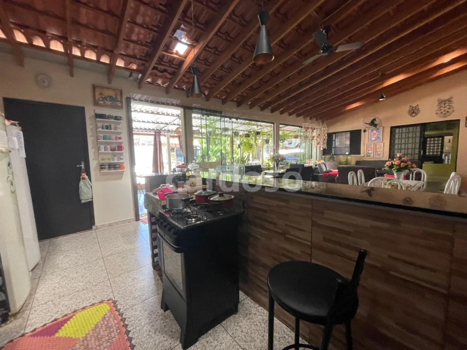 Imagens do imóveis VENDO ÁREA DE LAZER OU PARA MORADIA – RECANTO TIBAGI – IBIPORÃ – R$ 550.000,00