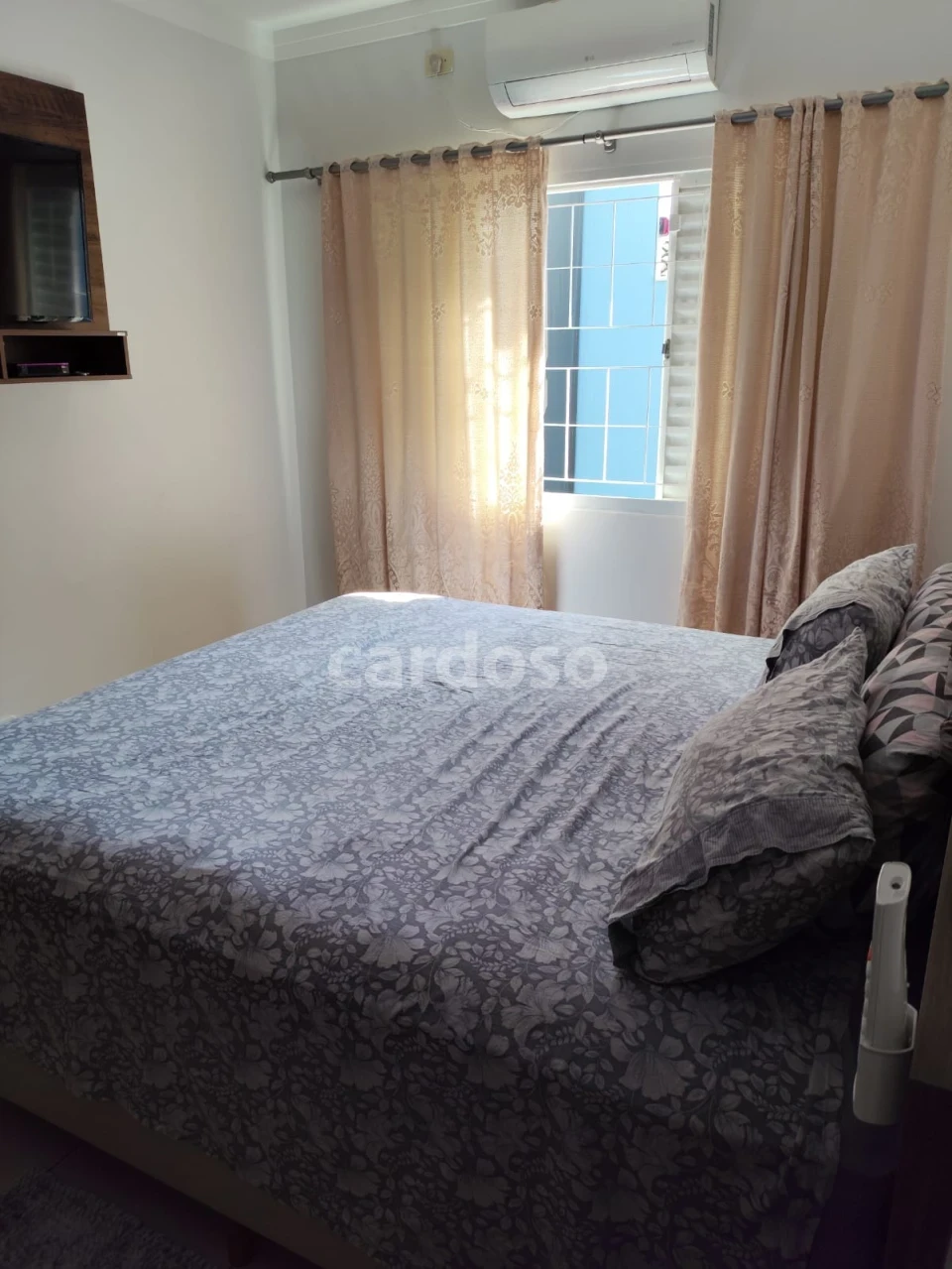 CASA COM 2 QUARTOS À VENDA – SEMPREBOM – IBIPORÃ/PR