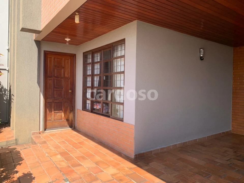 Imagens do imóveis Casa no centro com 4 quartos à venda por R$ 895.000 - Ibiporã/PR