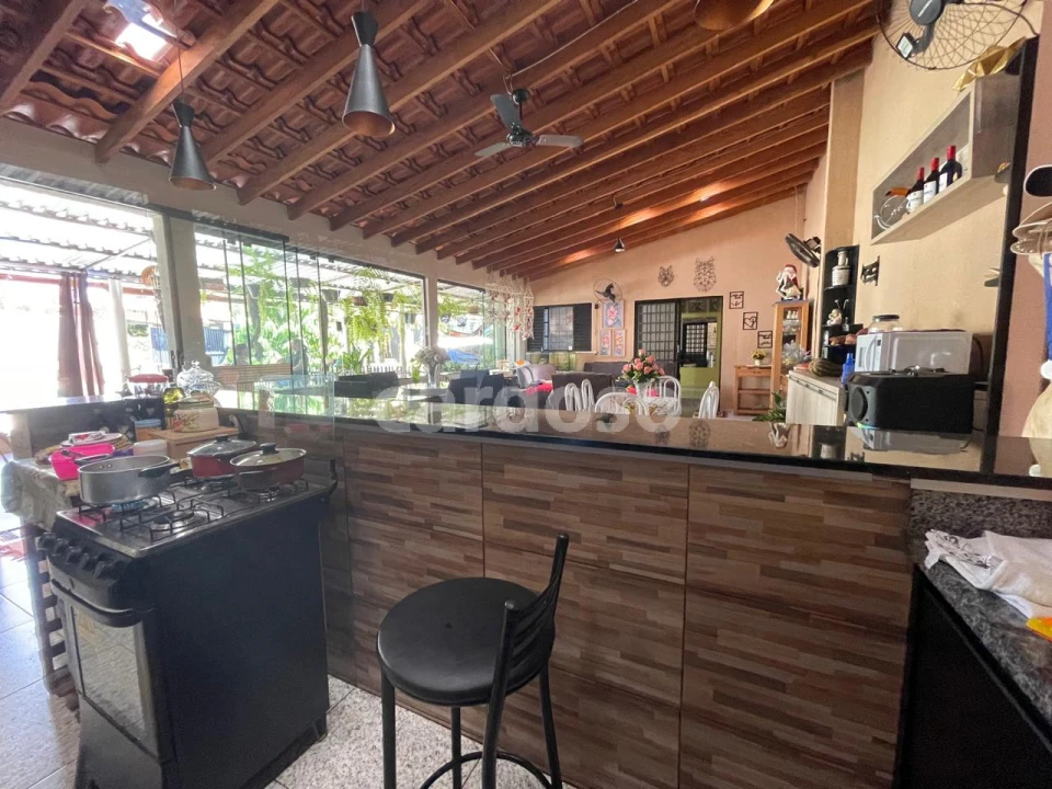 Imagens do imóveis VENDO ÁREA DE LAZER OU PARA MORADIA – RECANTO TIBAGI – IBIPORÃ – R$ 550.000,00