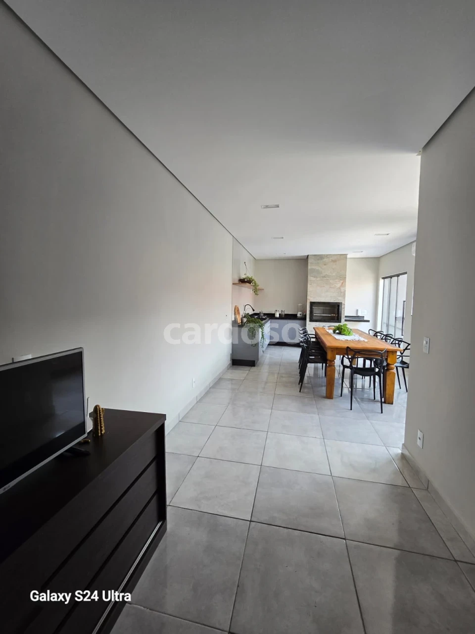 CASA MOBILIADA COM SUÍTE À VENDA POR R$ 575.000,00 | BAIRRO CASAGRANDE | IBIPORÃ/PR