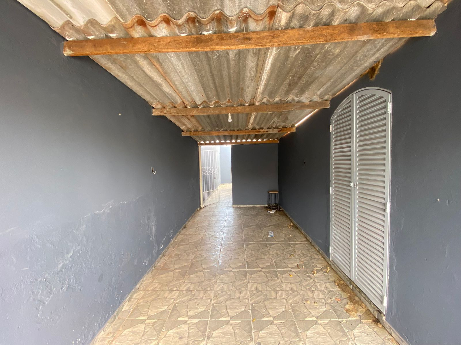 Casa com 3 dormitórios à venda por R$ 330.000,00 - Maria Cecilia Serrano - Londrina/PR