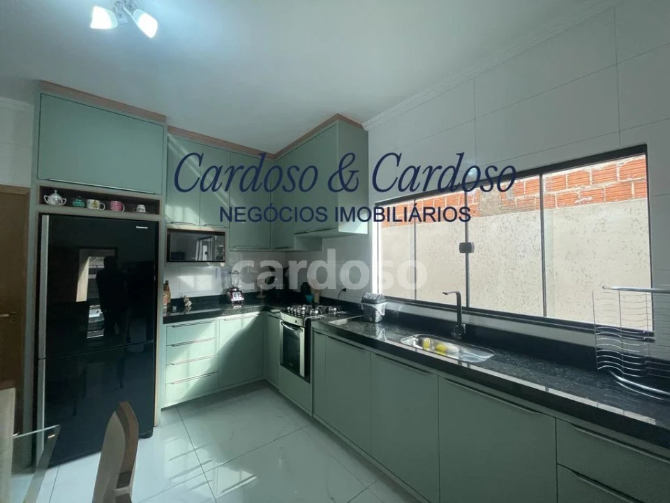 CASA COM SUÍTE À VENDA POR R$ 450.000,00 | IBI ARAM | IBIPORÃ/PR