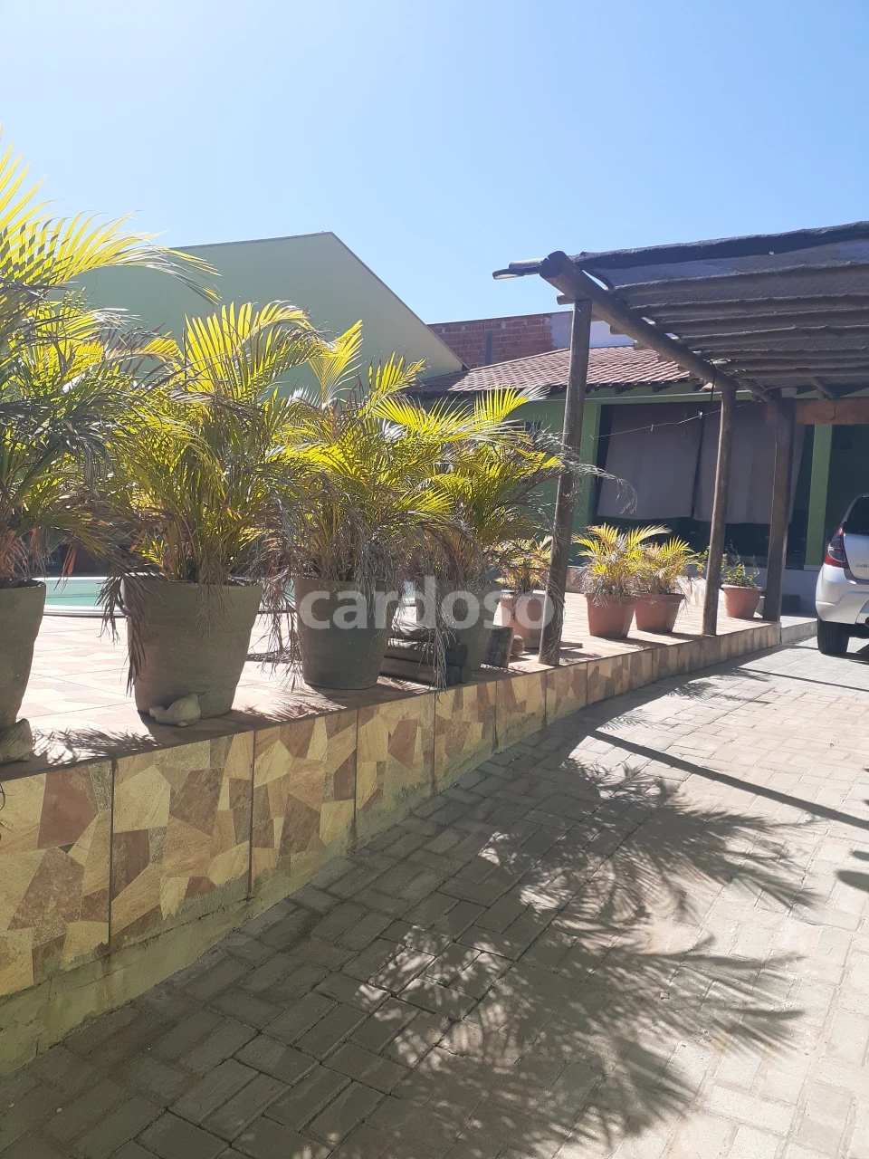 CASA COM PISCINA À VENDA – JARDIM PLANALTO – ZONA NORTE – LONDRINA/PR