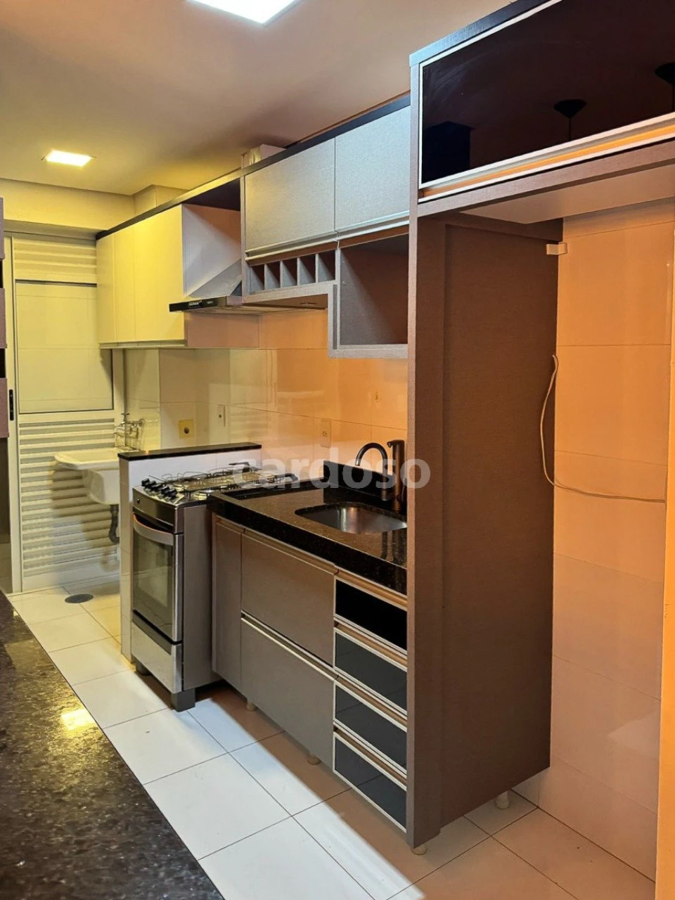 Imagens do imóveis Apartamento com 2 dormitórios à venda por R$ 730.000,00 – Gleba Palhano – Londrina/PR
