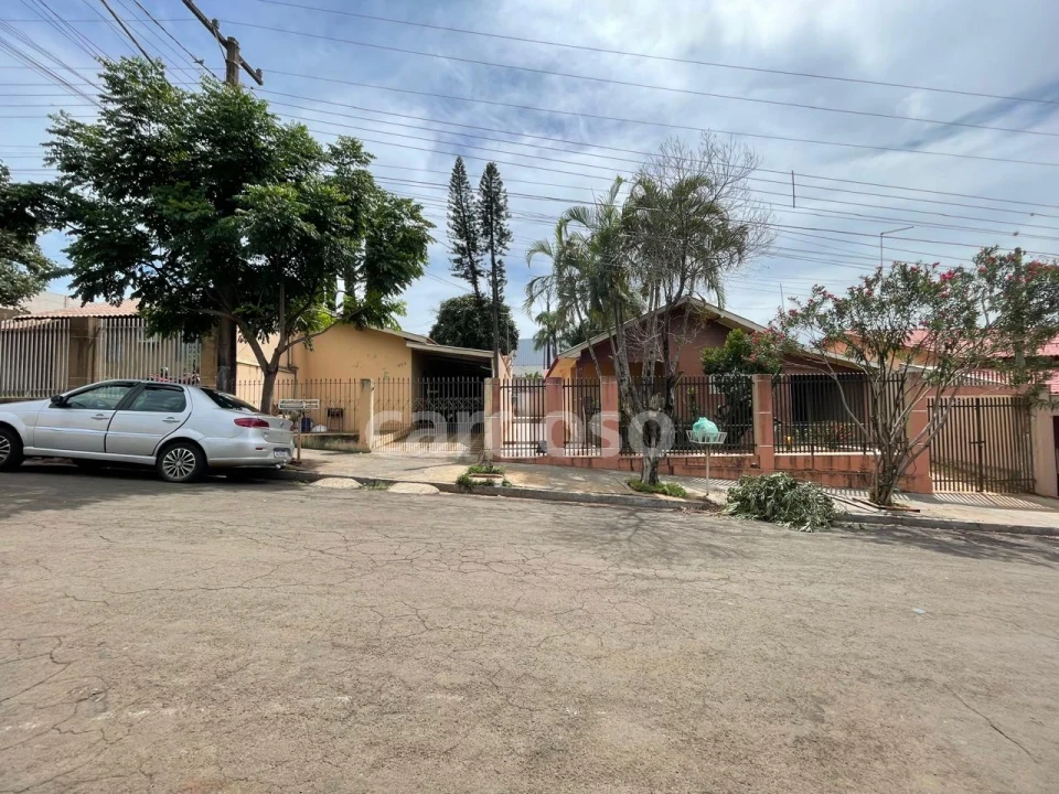 Imagens do imóveis IMÓVEL À VENDA EM IBIPORÃ – AO LADO DO NOVO SHOPPING