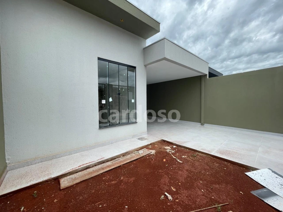 CASA À VENDA EM IBIPORÃ COM 2 QUARTOS POR 365.000,00