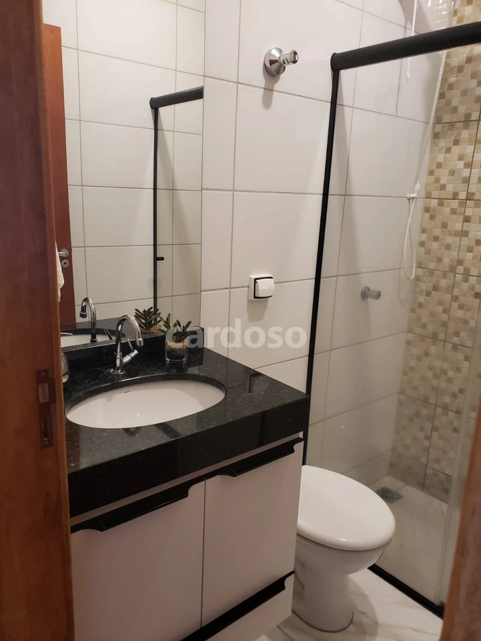 Casa à Venda com 3 quartos – Jardim Tóquio | Londrina – PR