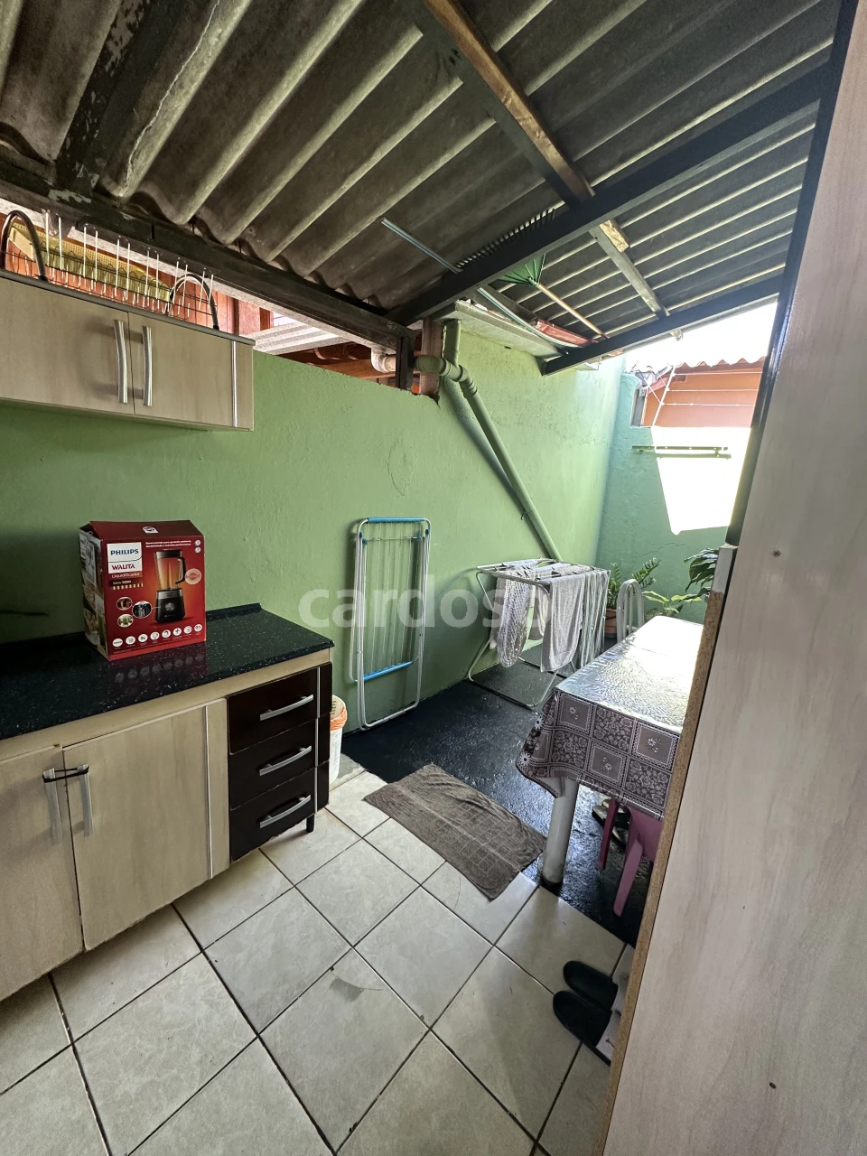 Imóvel com duas casas independentes, energia solar e churrasqueira – Jardim Ideal, Londrina/PR