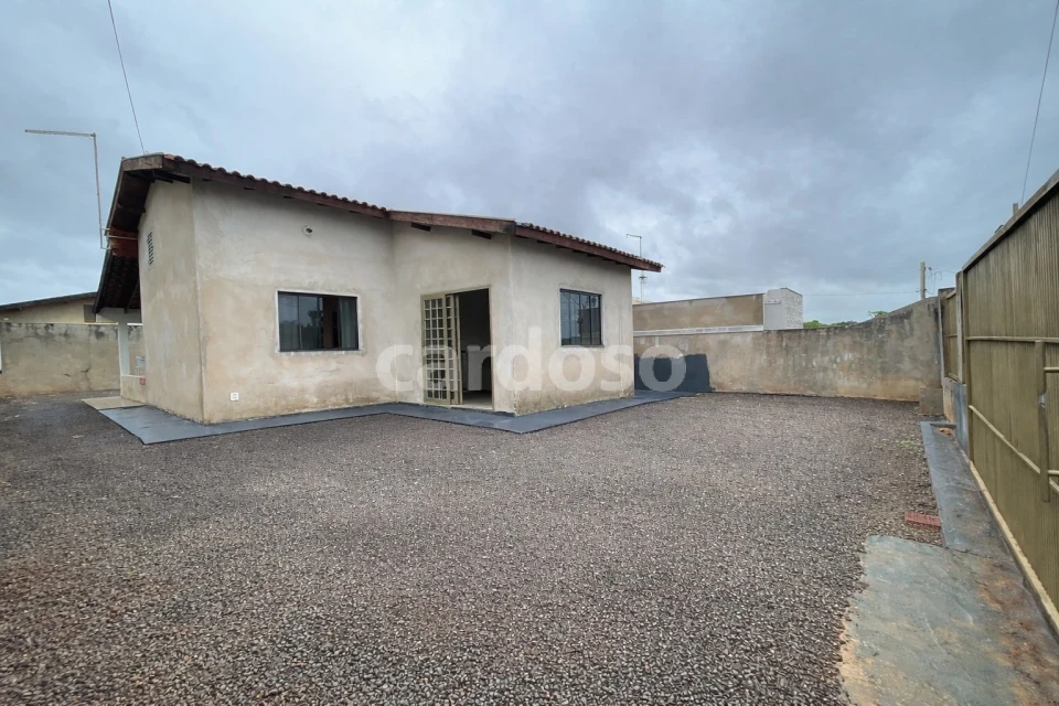 Imagens do imóveis CASA À VENDA NO BAIRRO CASAGRANDE EM IBIPORÃ – R$ 350.000