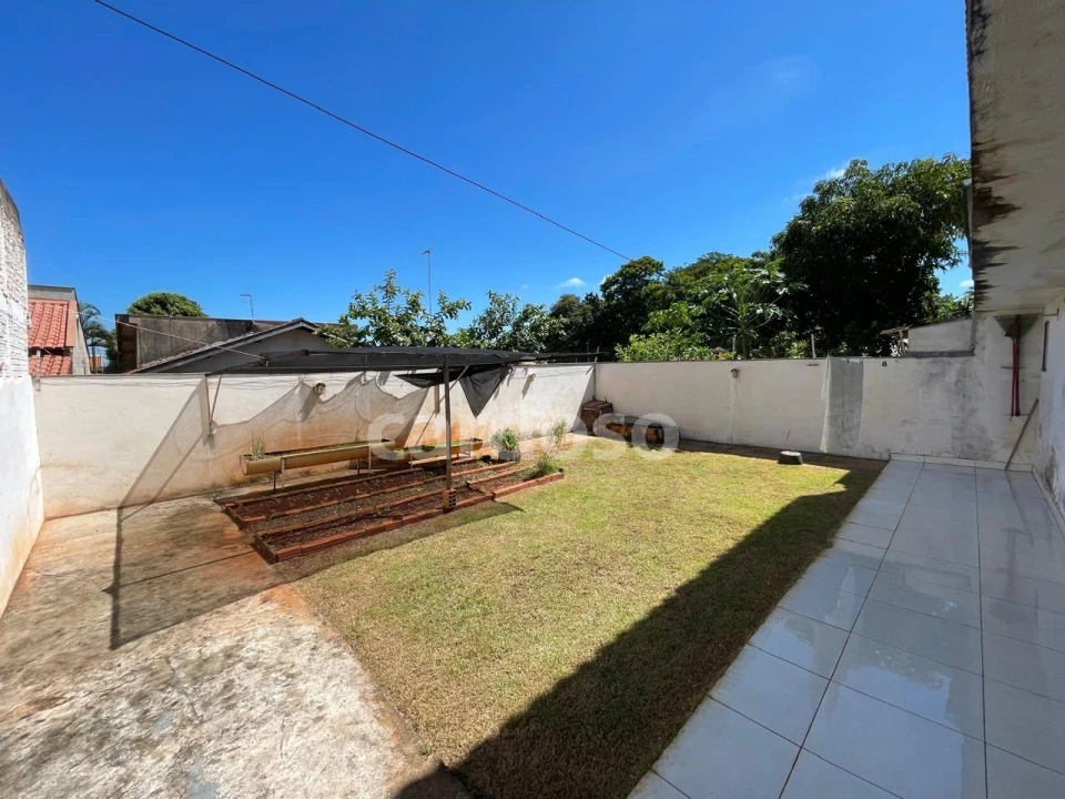 VENDE-SE CASA COM 3 QUARTOS (1 SUÍTE) – VILA ROMANA | IBIPORÃ/PR